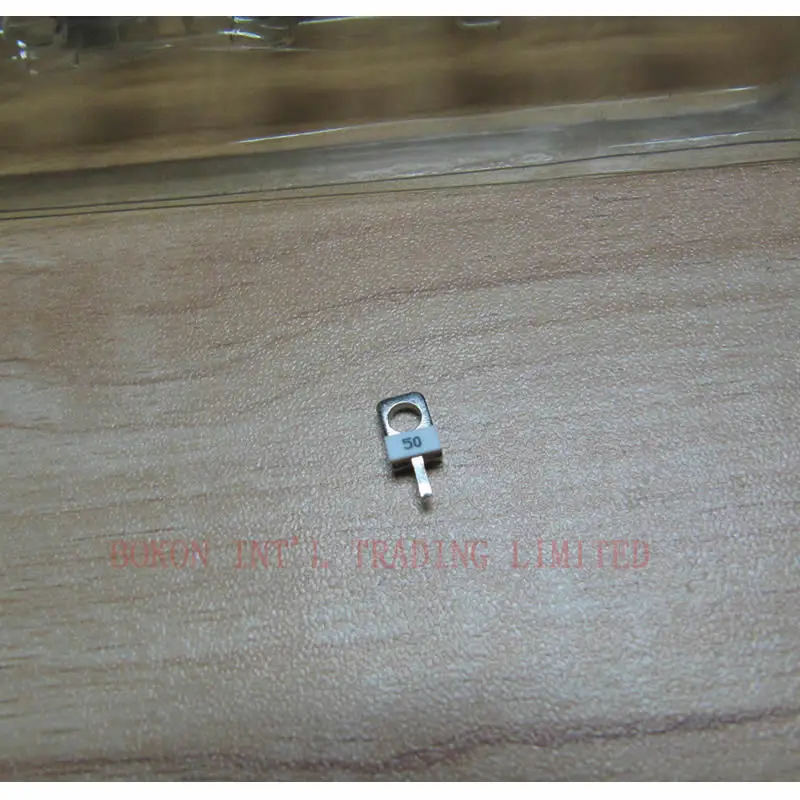 10-50TVC Penghentian Berflensa 10 Watt 50 Ohm 10-50TV 10-50TVR 50-10 Penghentian RESISTOR Resistif DC-4.0 GHz 10 W 50R