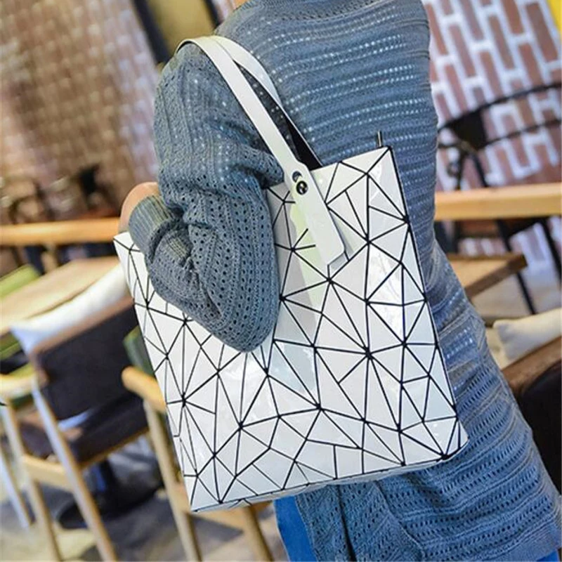 New Summer Hot Handbag Women Bag Fashion Women Messenger Bao Shoulder Bags Hologram Clutch Tote Bag sac a main bolsa feminina