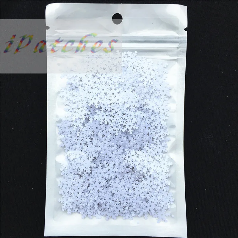 100pcs/lot 10mm Snowflake PVC Sequins With 1 Center Hole Christmas Gift DIY Clothes Navidad Ornaments White Snow