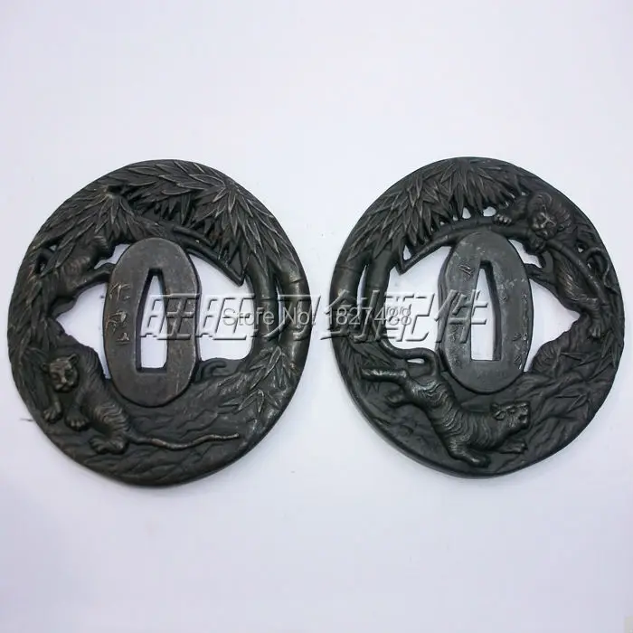 Tiger Alloy Tsuba Handguard for Japanese Samurai Sword Katana Wakizashi Tanto