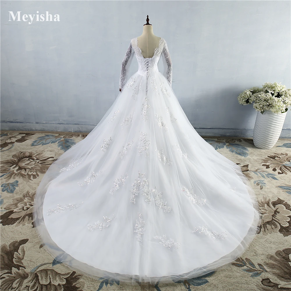 ZJ9006 Customized Design Open Back Long Sleeve Gorgeous Bridal Gown Beading Embroidery Elegant Lace Appliques 2023 Wedding Dress