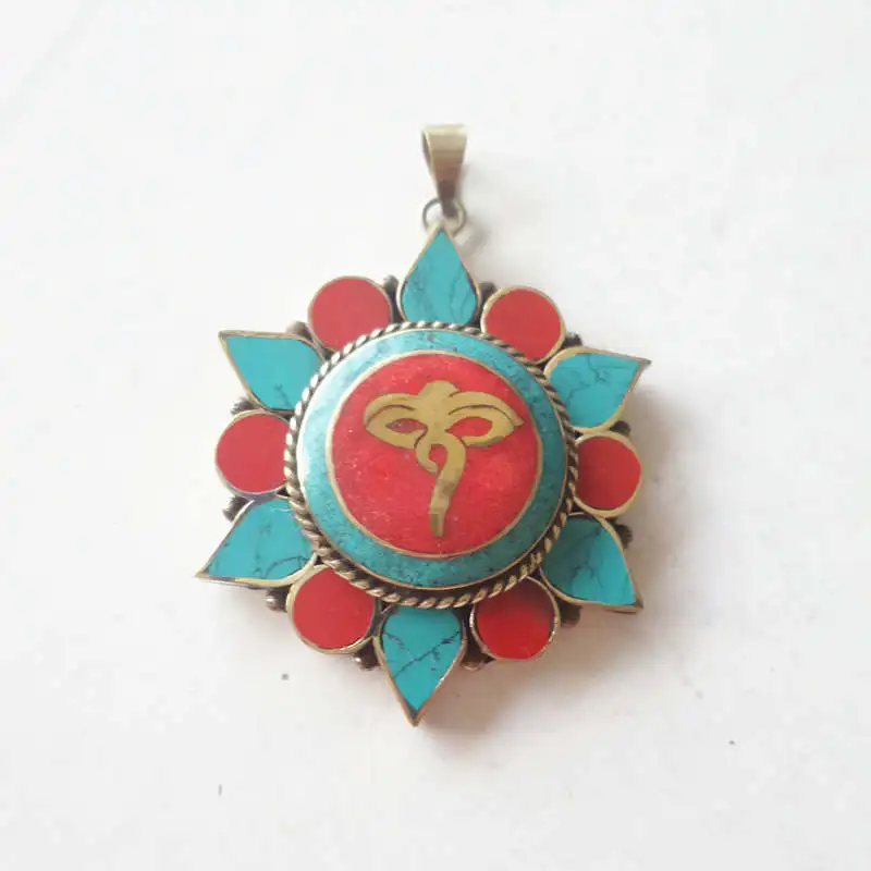 TGB212 Nepal Vintage Big Flower Pendants Tibetan Prayer Box Amulet Pendants Lockets OM EYE KALACHAKRA