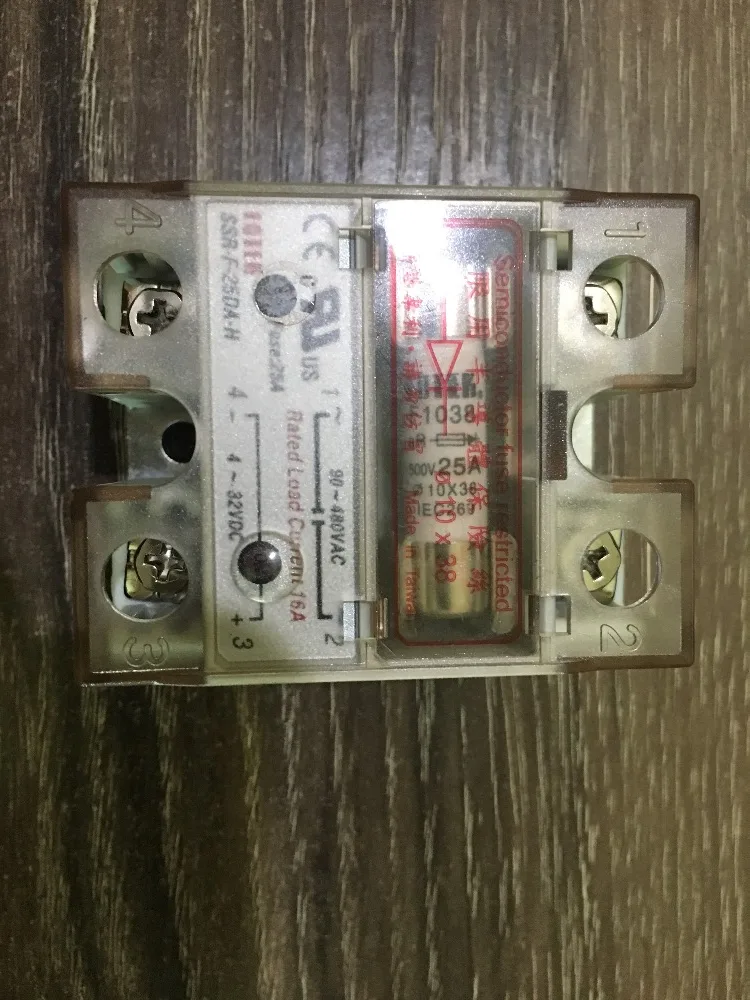 Original  Taiwan's  FOTEK solid state relay / thyristor modules SSR-F-25DA-H   90-480VAC   4-32VDC