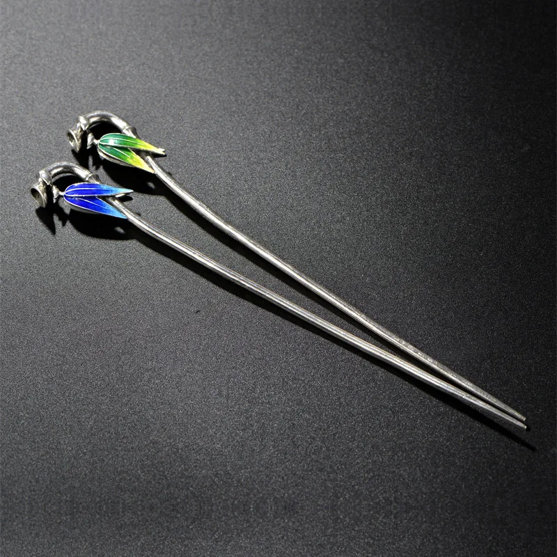 

Taike Thai Silver Hair Cloisonne Archaize Contracted Wind Leaf Hairpin Two Color Optional