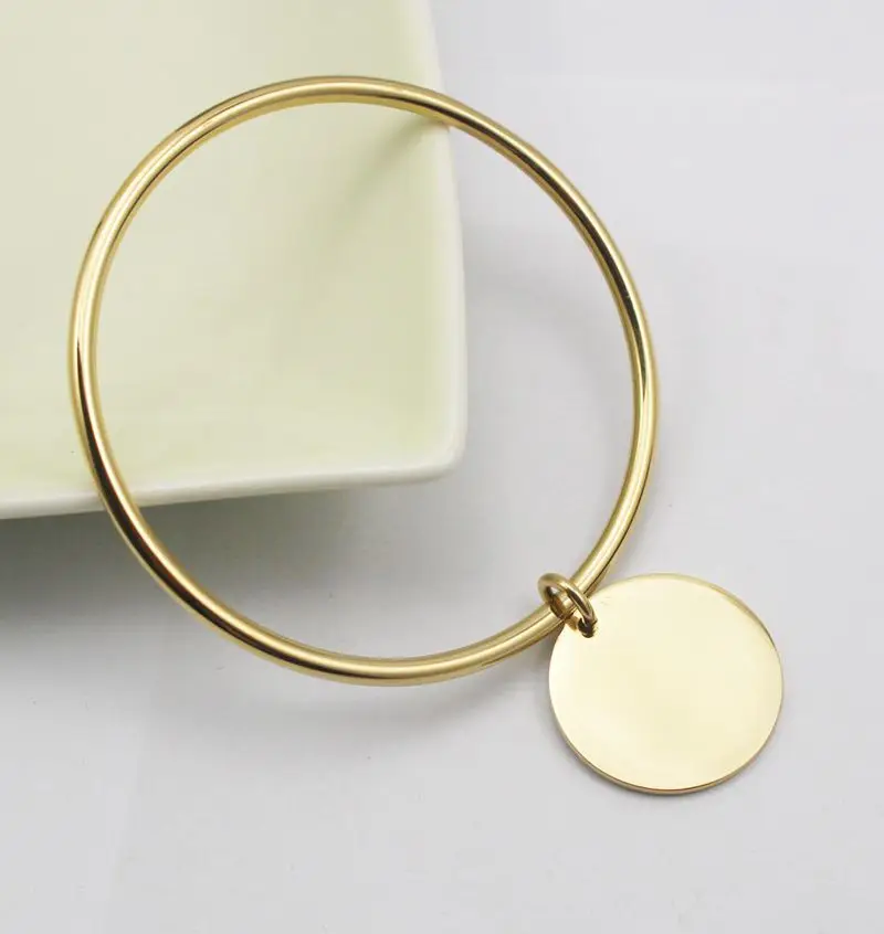 Hot Sale  Gold Color Stainless Steel Simple Round Plain Tag Charm Bangle Bracelet for Women Fashion Jewelry Wholesale