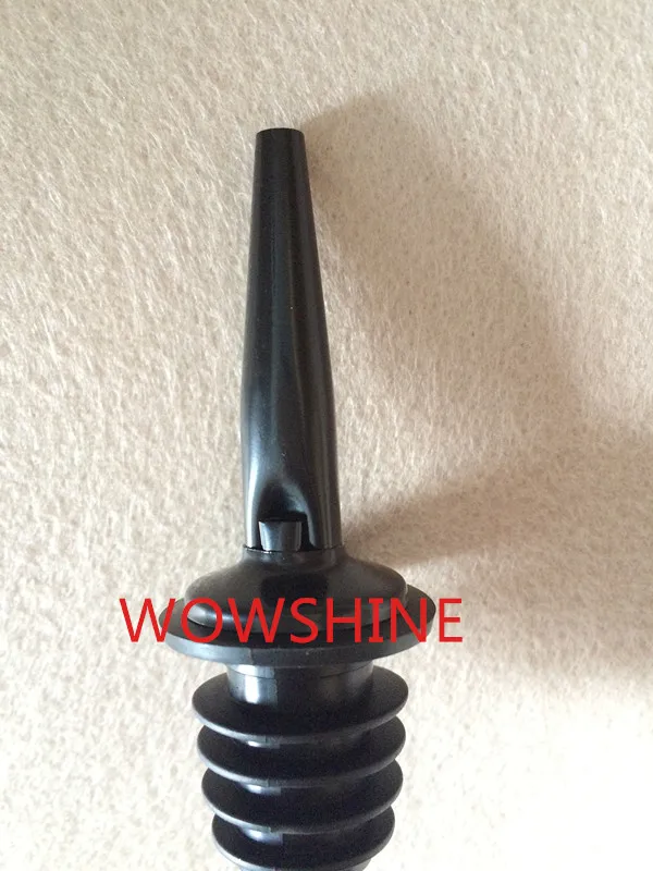 NEW! Black wine pourer classic wine pourer food grade not many in stock 50pcs/lot bottle pourer