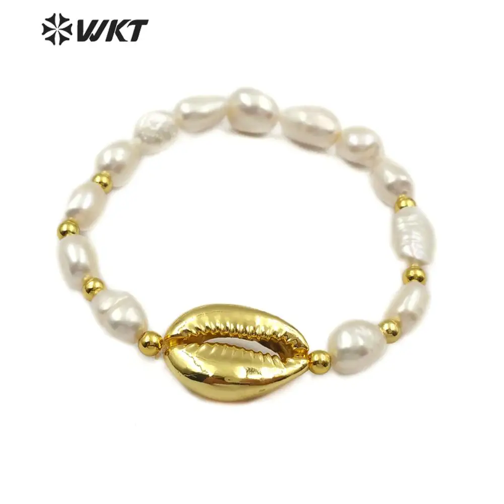 WT-B458 WKT Cowrie&Pearl Bracelet Gold Dipped  Cowrie Pendant With Pearl Charm Women Fashion Bracelet Jewelry