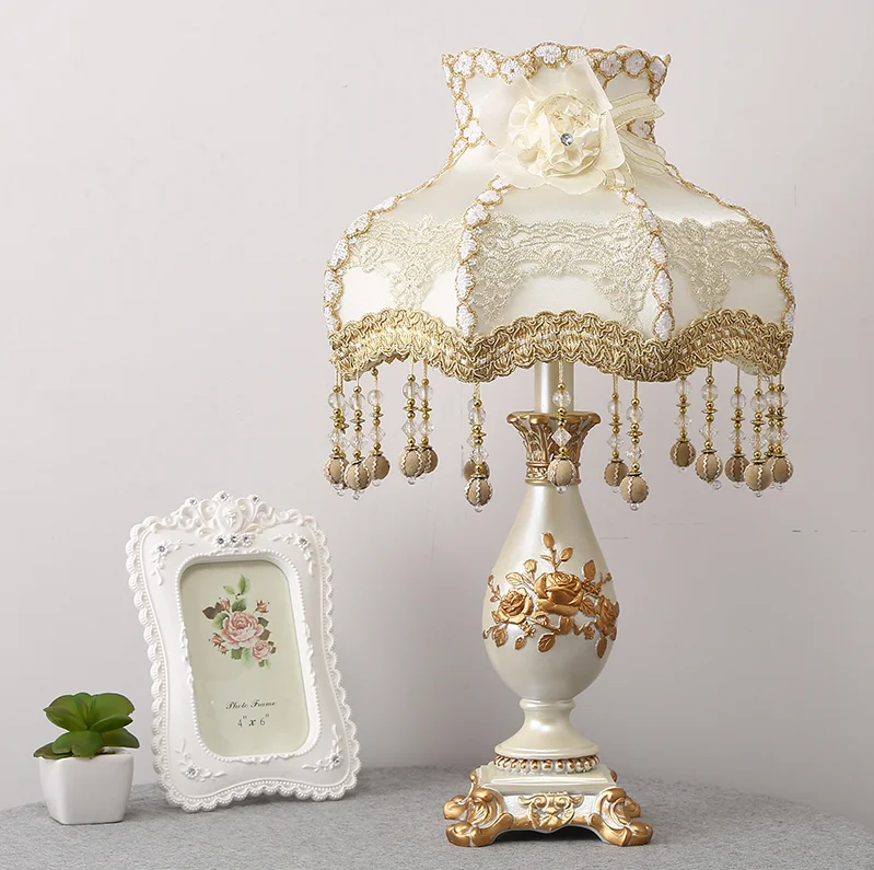 European palace tassel embroidery fabric art Table Lamps luxurious resin engraved E27 LED dimming lamp for bedside&foyer ZLTD022