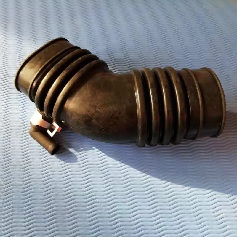 1788165011 17881-65020 17881-65011 Engine Air Cleaner Intake Hose Fits: Toyota 4Runner Pickup 1989-1995