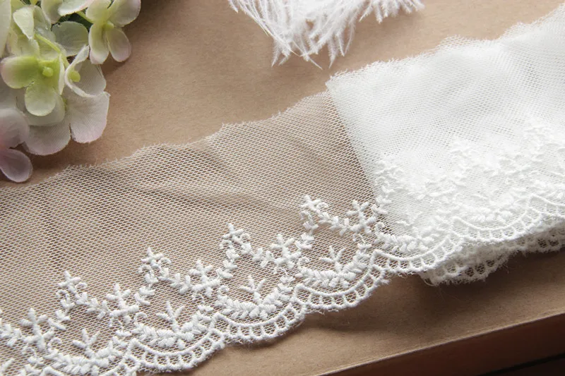 4Yards/ lot 10cm width White Gorgeous Cheap Lace Trim Ribbon DIY Garment Accessories trim SC015