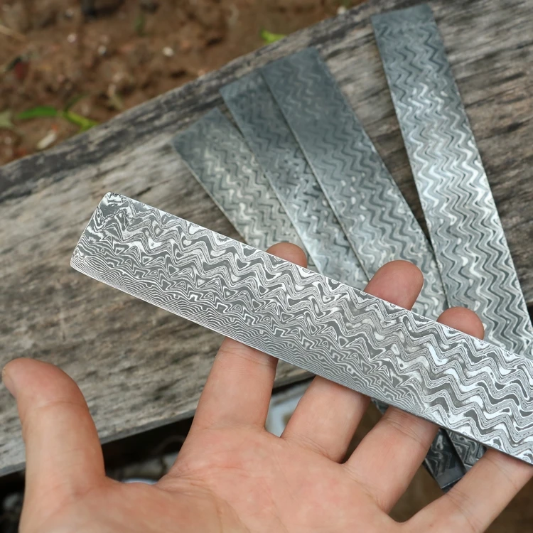 Herringbone stainless damascus steel knife diy steel knife making material blade steel new pattern damascus billet