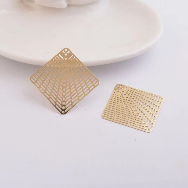 50 Stück AB1247 37*37mm Quadratische Anhänger Ohrring-Zubehör für Damen Bijoux Geometrisch – Detail 11