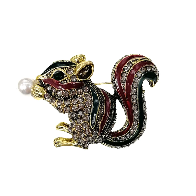 50pcs/pcs New Fashion Eneamel Rhinestone Animal Squirrel Brooches Pins Pearl vivid autumn Squireel Brooch