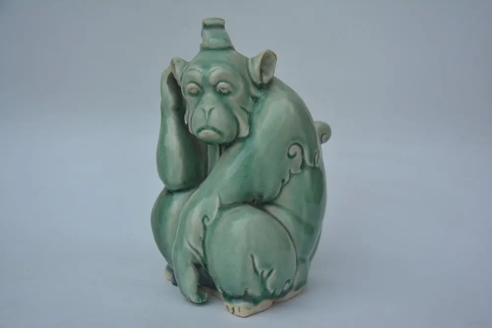 

Rare Old QingDynasty porcelain mokey statue,LongQuan Kiln,with mark,Hand Painted Decoration /Collection/ crafts,Free shipping