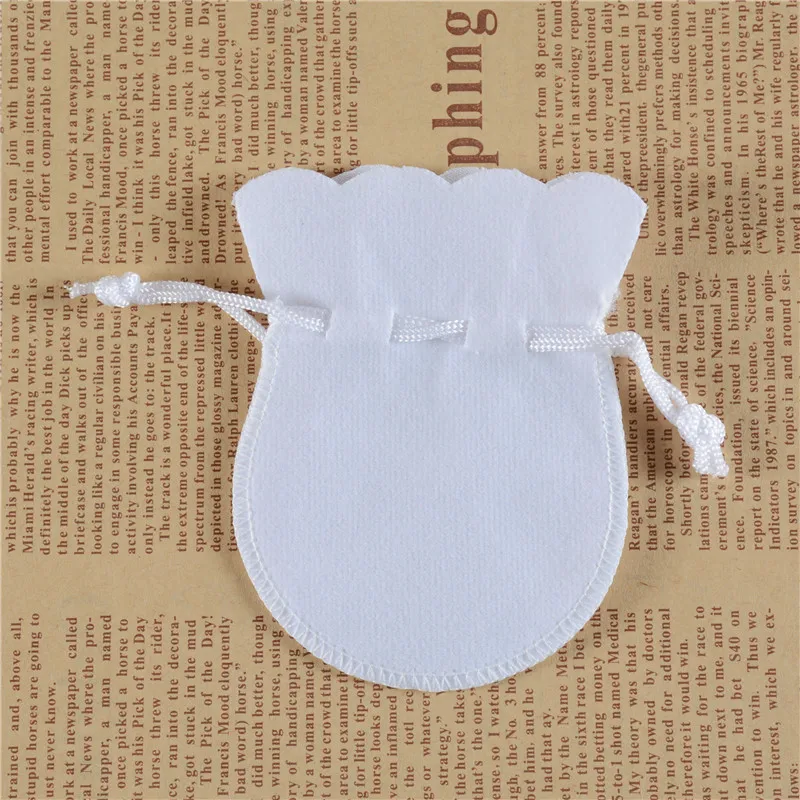 

Drawstring Small Jewelry Bags 50pcs/lot 9x12cm White Gourd Velvet Pouch For Necklace Rings Packaging Can Custom Logo