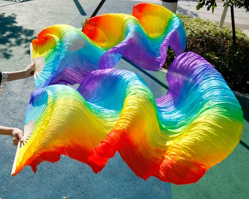 Hits 2018, alta venta, hecho a mano, abanico de danza del vientre de seda de calidad para mujer, velos de seda 100% Real, 1 par de colores del arco iris (2 uds)