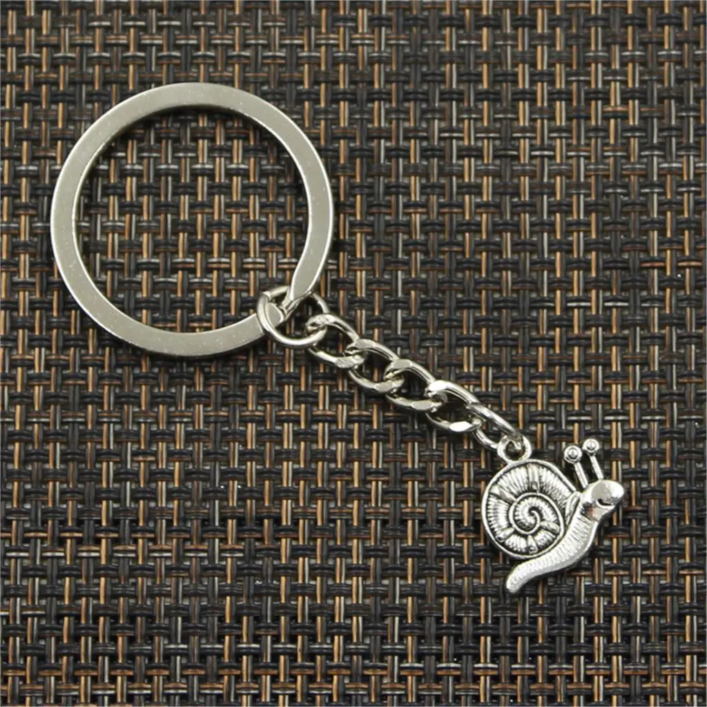 New Fashion Men 30mm Keychain DIY Metal Holder Chain Vintage Garden Snail 16x18mm Silver Color Pendant Gift