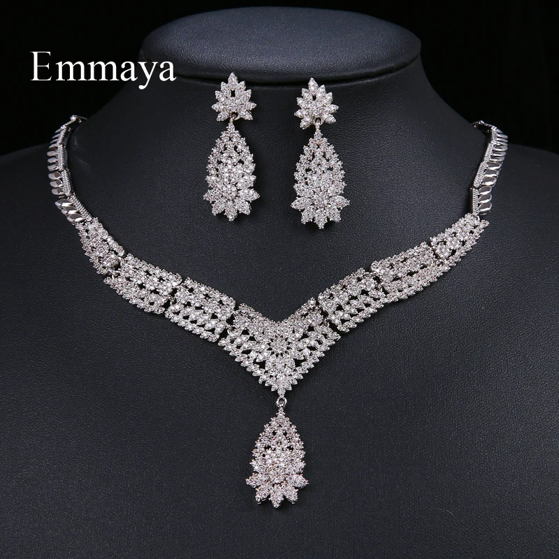 

Emmaya Luxury Heart Shape Pendant Crystal Bridal Girl's Jewelry Sets CZ Nobler Earring Necklace Accessories For Present