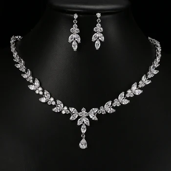Ensembles de bijoux Emmaya Exquisite pour femmes, accessoires pour fêtes de mariage, boucles d’oreilles et collier en ziccon cubiques 8 meilleures ventes du collier Emma - No 1