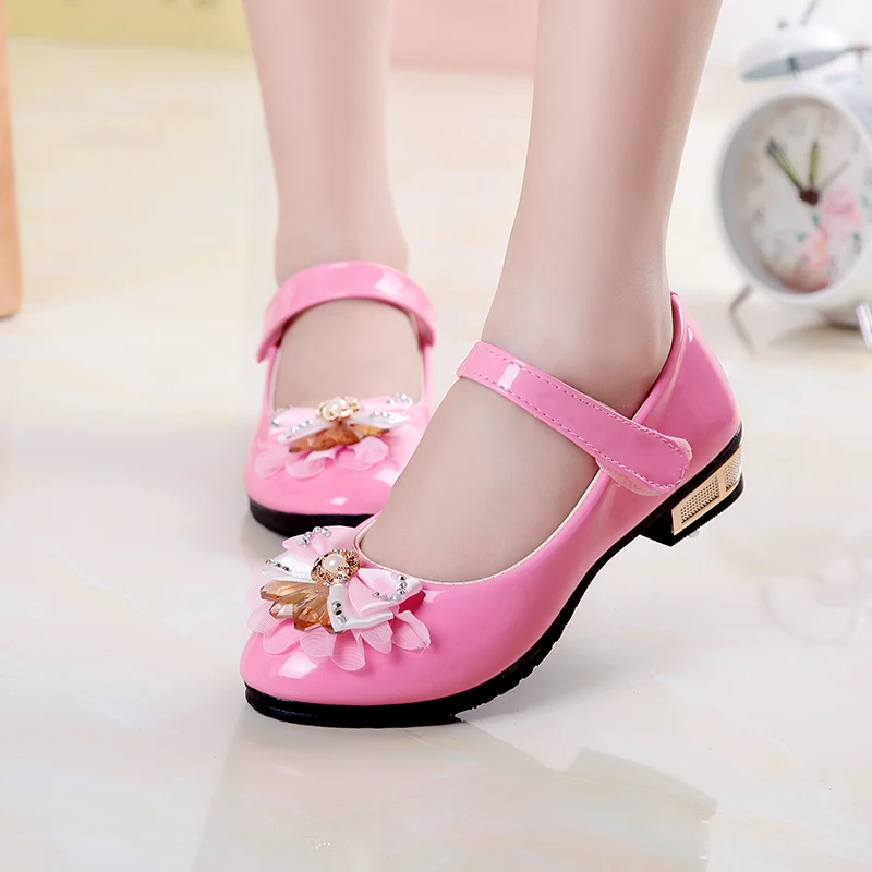 

2025 Girls Flat shoes white dress shoes models bowknot princess wedding shoes leather students 3 color baby shoes for children