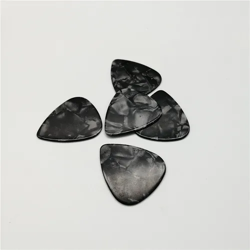 Imagen 2 del producto Púas de guitarra de celuloide Black Pearl sin impresión a bajo precio 100 piezas