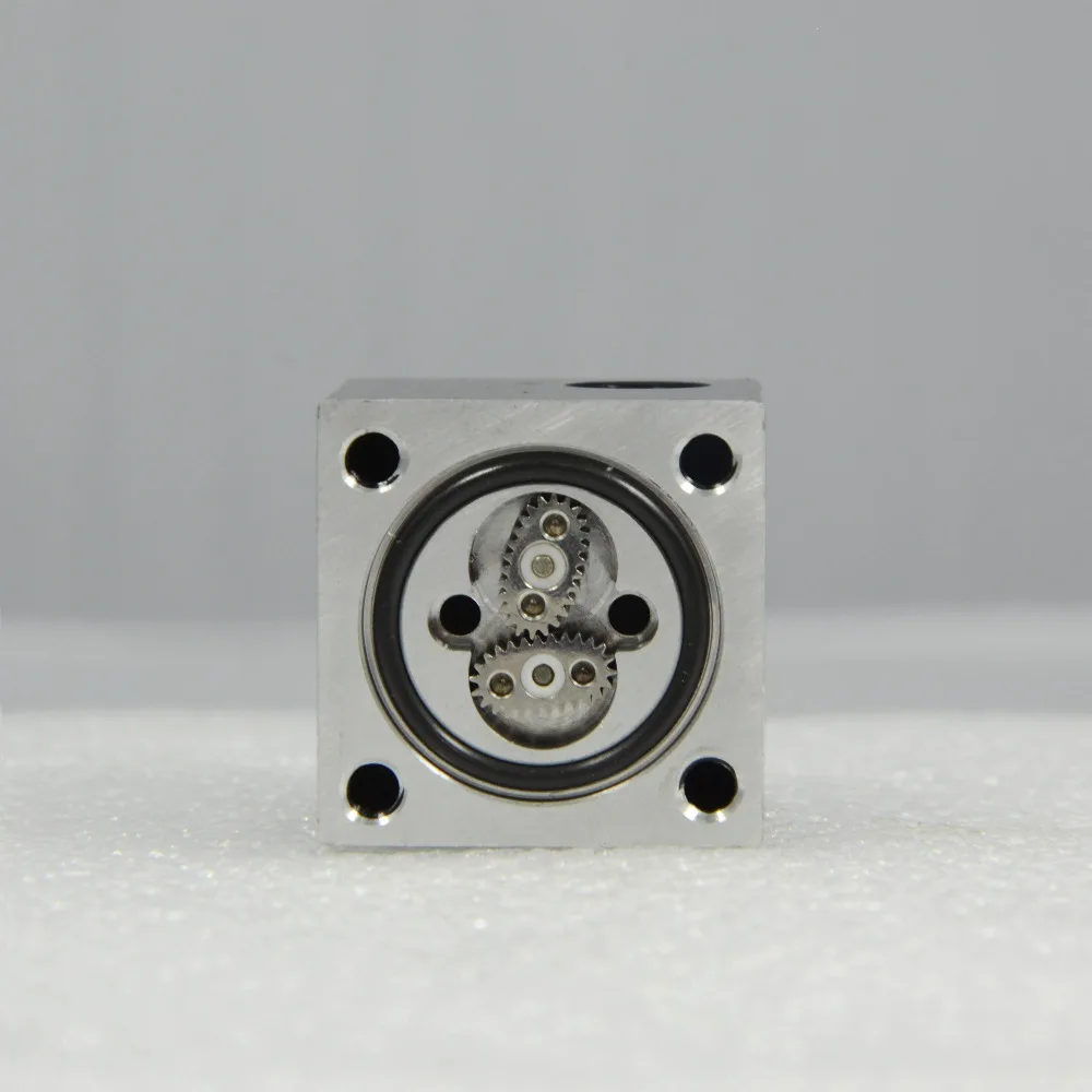 0,3 ~ 150 ml/min Conexión de rosca hembra de Material de aluminio y sensor de combustible diésel de fuente de alimentación de 4 ~ 26VDC