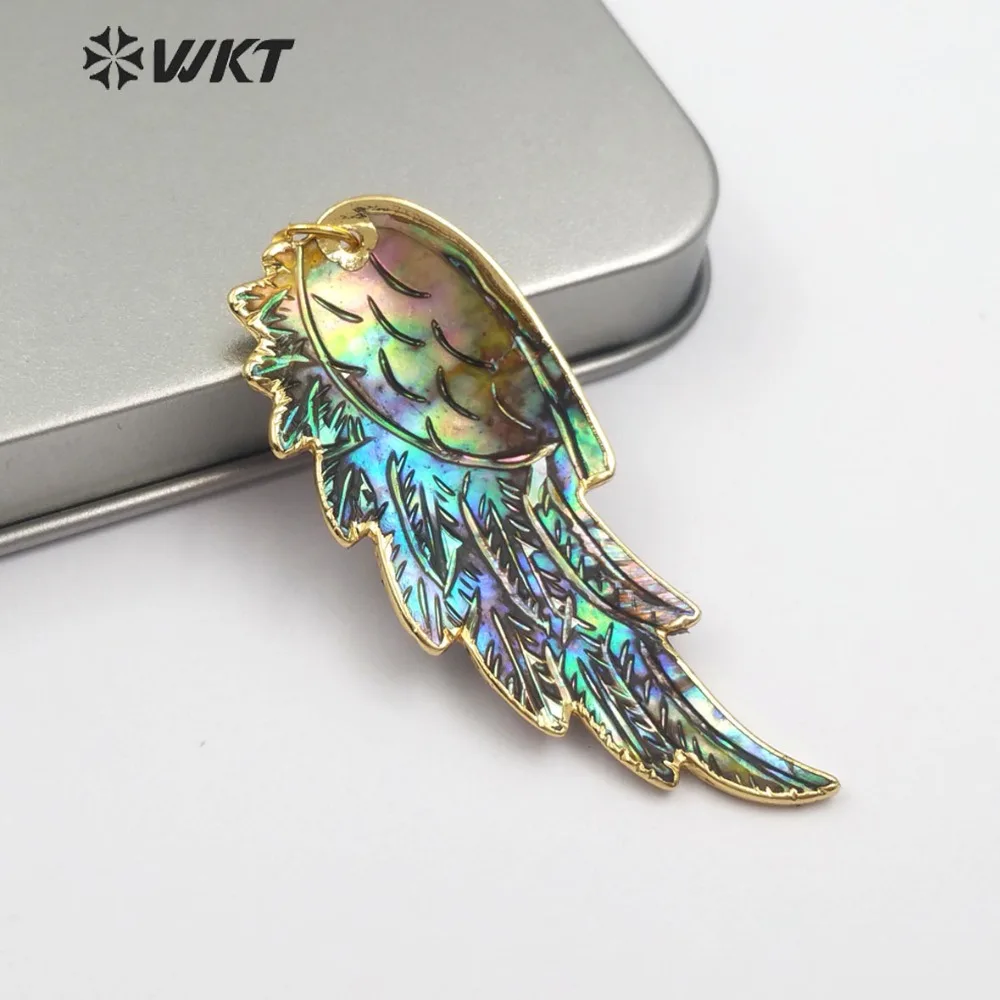 

WT-P853 All-Matched Design Shell Feather Pendant Gold Jewelry Natural Mixed Colors Charms For Necklace High Quality ACC