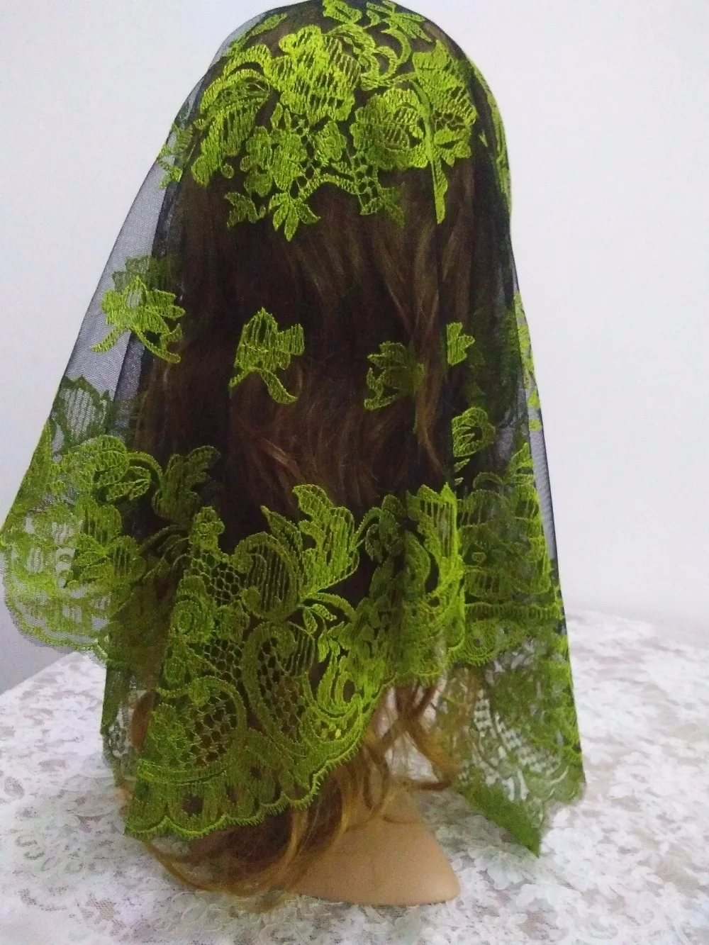 Green on Black Embroidery Spanish Lace Mantilla Veil ,Chapel Lace Veil Mantilla 120*60cm