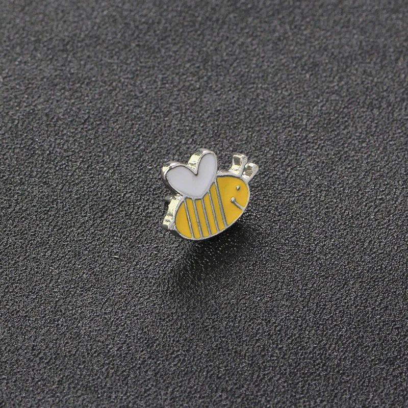honeybee Pin Set white yellow bee pins and broches mini Cartoon hat bag badge Jewelry Brooches gift For children boys girls