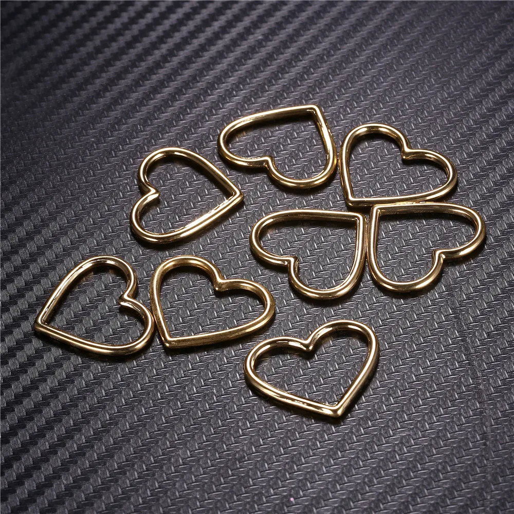 5PCS/lots Hollow Design Stainless Steel Heart Charms Accessories Heart Pendant for Jewelry DIY Making Findings