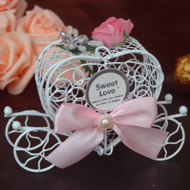 Creat Luxury Love Heart Favor candy Box for Wedding Birthday Party Candy box Metal carriage Chocolate Wedding Party Gift