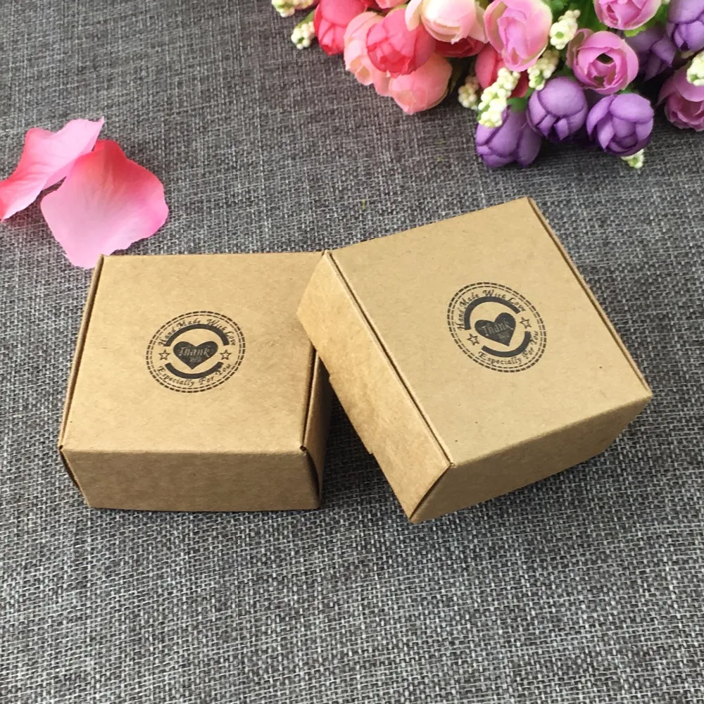 

50pcs/lot 6.5x6.5x3cm kraft New gift boxes Printed on love "Thank You" Jewelry display case accept custom logo retro classic