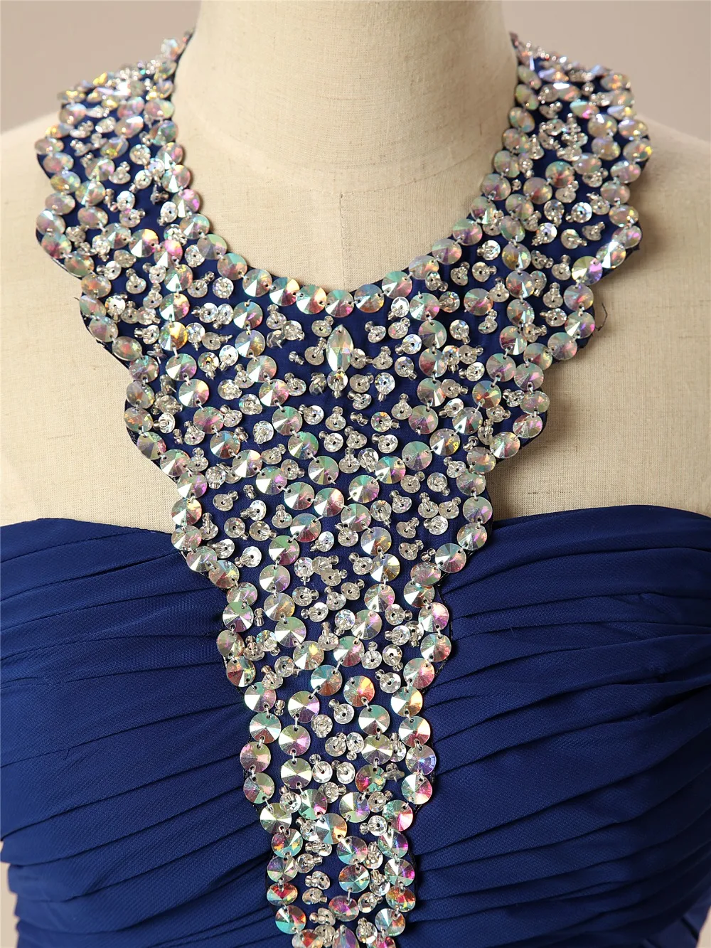 JaneVini-vestidos de dama de honor largos y sexys de color azul real, vestidos de fiesta formales de Chifón con cuentas de cristal, Espalda descubierta, cola A, 2019