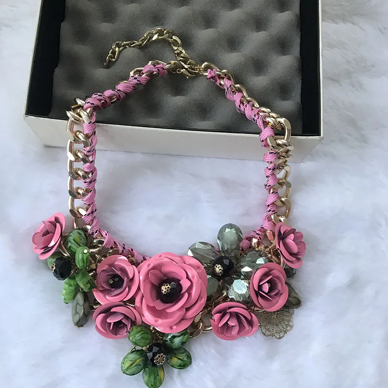 Wholesale kpop fashion accessories big flower statement short necklace for women/collier femme/collares de moda 2024