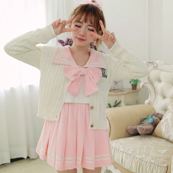 Princess sweet lolita sweater BoBON21 Original design College style badge embroidery twist Knitting cardigan blue sweater T1262