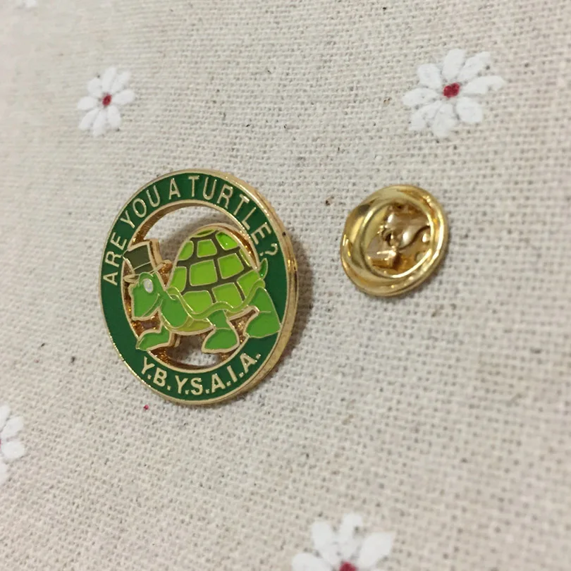 100pcs custom masonic lapel pin green brooches Are you a turtle Y.B.Y.S.A.I.A. Freemason metal craft badges for masonry charity