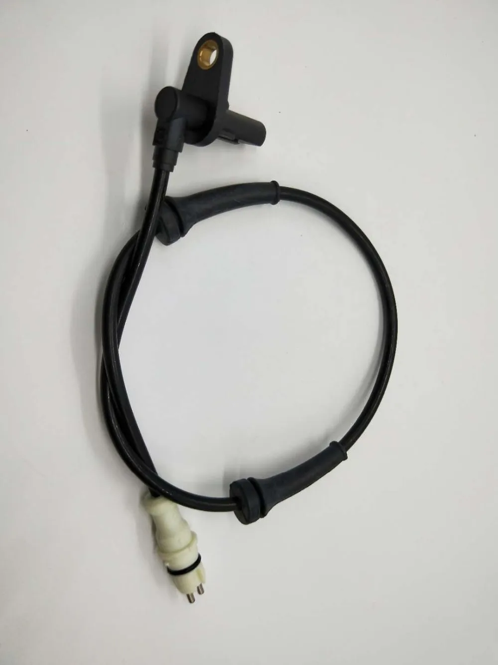 

SMD NEW ABS Sensor Front FOR egcabs 003 Renault Clio 2 Kangoo 8200195832 8200186294 8200933549 479004190R 0265007527