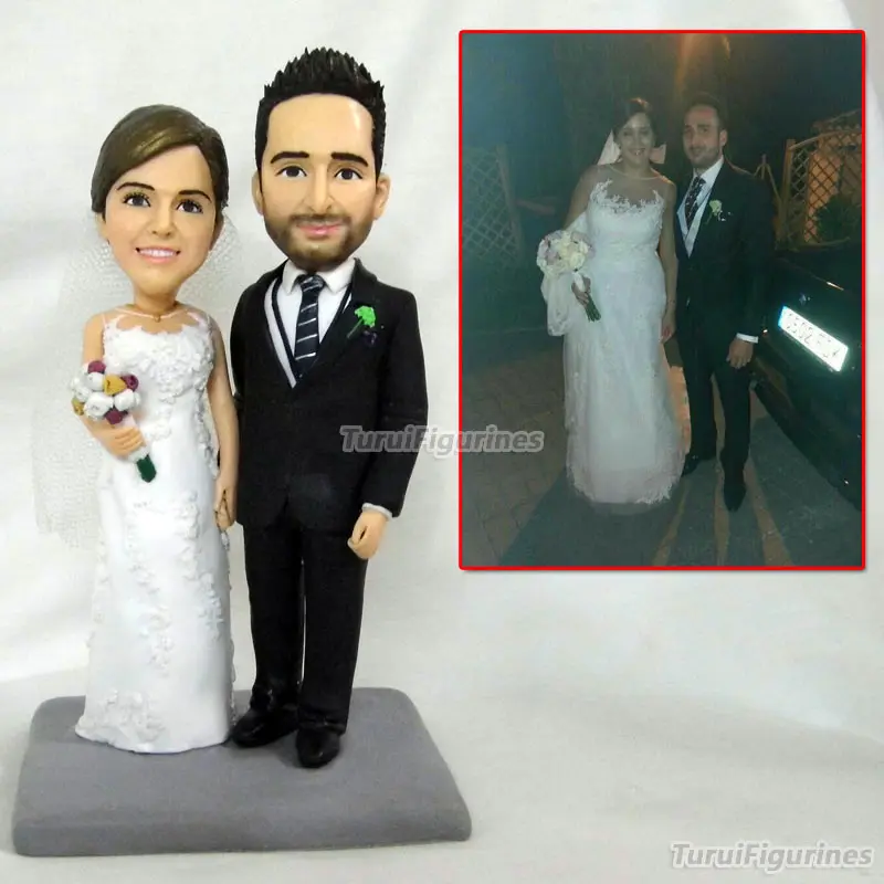 custom bobblehead wedding cake topper with cat dog animal face sculpture human head face hand craft artifact art works dolls gif