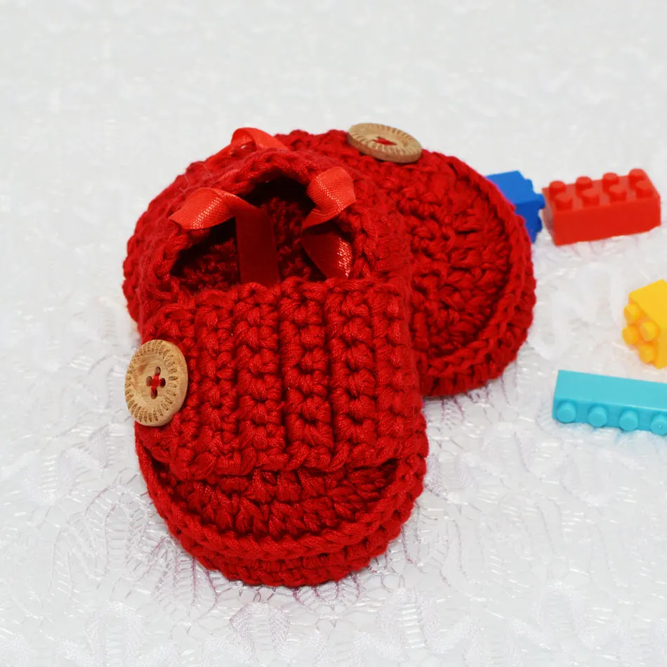 Baby crib shoes Newborn Shoes100% hand crochet shoes, 100% cotton soft and comfortable