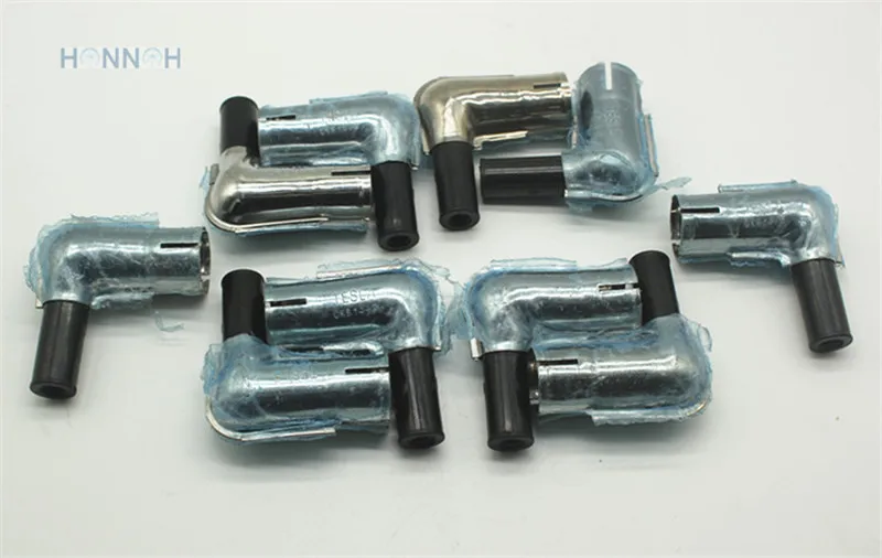 

10pcs/lot SPARK PLUG CAP Spark Plug Cap 90 degree METAL Boots Motorcycle for Honda 70 90 110 125 140 150 160CC ATV