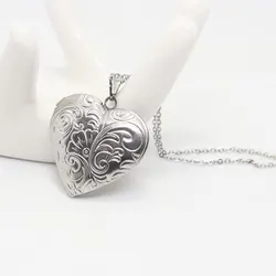 1pc Carved Designs Heart Photo Frame Pendant Necklace Stainless Steel Charms Locket Necklaces Women Men Fashion Memorial Jewelry