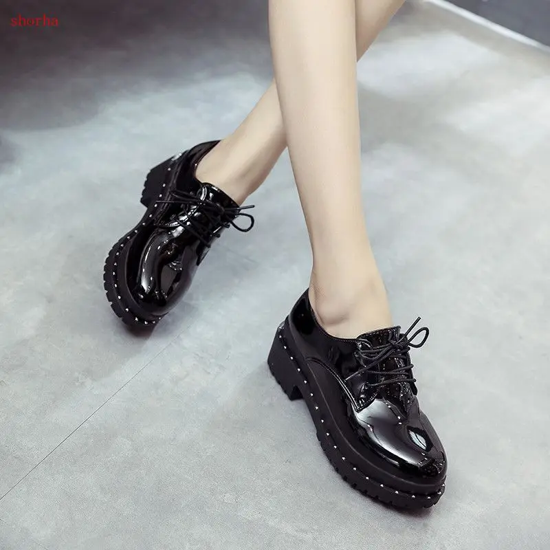 

Women Platform High Heel Shoes Lace Up Creepers For Female Fashion Rivet Patent Leather Pumps Casual Ladies Footwear