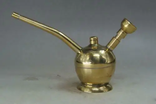 Collectable  Chinese Pure Brass Carved  Water smoking tool / pipe Exquisite Small Pendant Statues