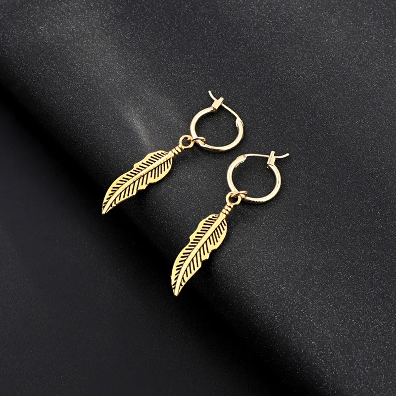 1Pair Bohemia Simple Personality Feather Leaves Dangle Earing With Pendant Gold Color Leaf Drop Earrings for Women Jewelry E71