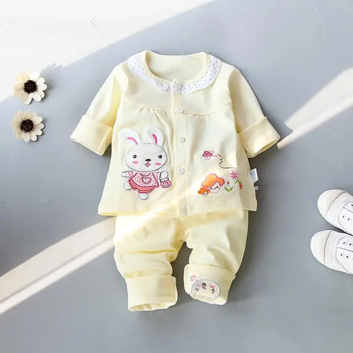 Spring and autumn girl suit, lovely baby suit.