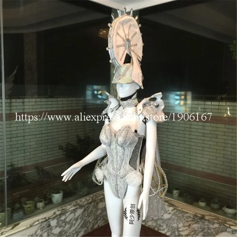 Led Luminous White Knight Sexy Dress Catwalk Clothes Carnival Victoria Ballroom Costume Stage Dance DJ Singer Cosplay Clothing