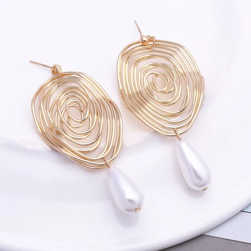Korean Fashion Simulated Pearl Drop Earrings for Women Geometric Metal Pendant Ear Wedding Party Jewelry Accessories