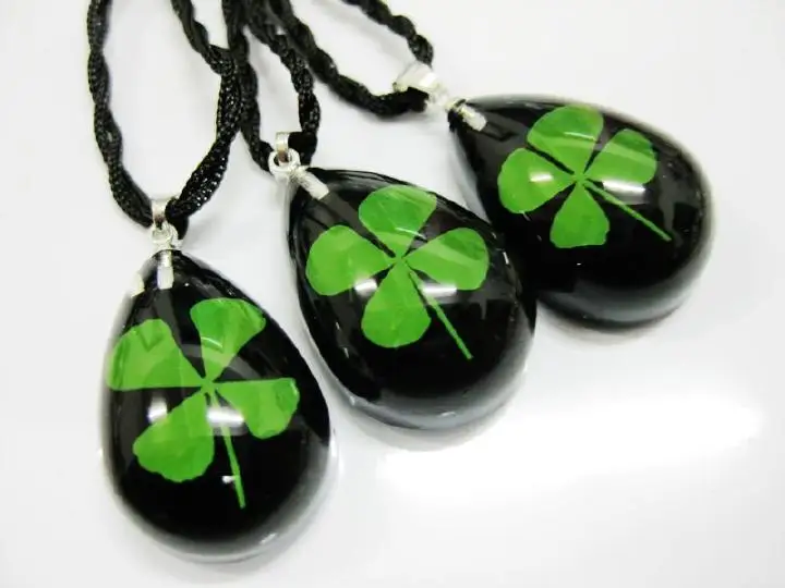 12 PCS Real Four Leaf Lucky Clover Shamrock Pendant Black Back Drop Shape Gift