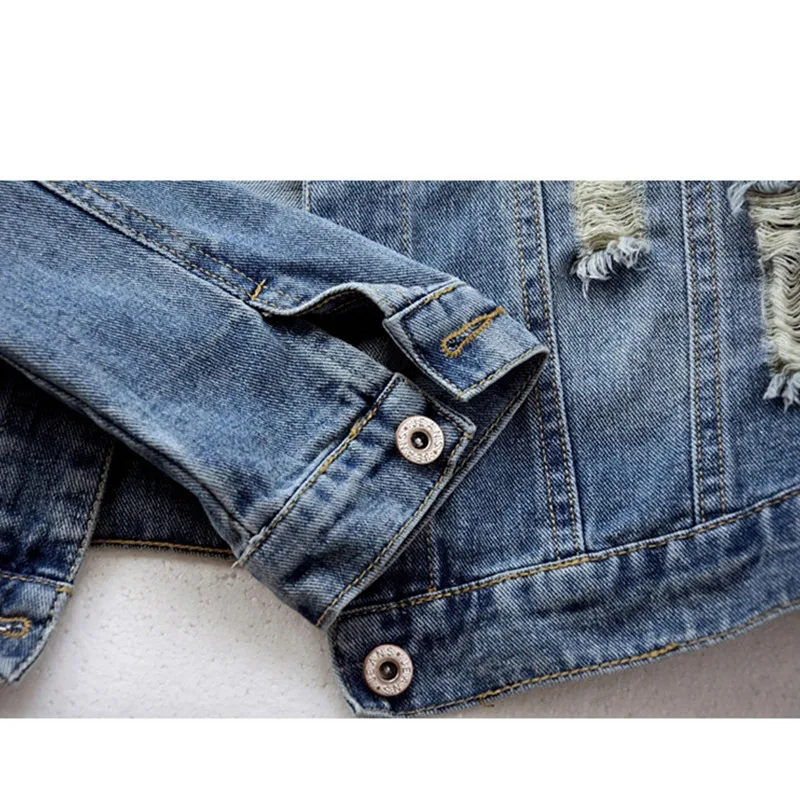 A maniche lunghe Giacca di Jeans Più Il formato 6XL Single-petto Sottile Dei Jeans del Foro D'epoca Giacca Casual Femminile Tuta Sportiva di Base breve Magliette e camicette