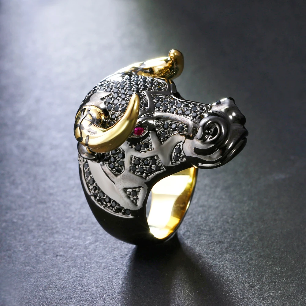 DreamCarnival 1989 Chunky Black Bull with Golden Color Horns Punk Hip Hop CZ Big Ring for Unisex Men Women Street Fashion SR2314